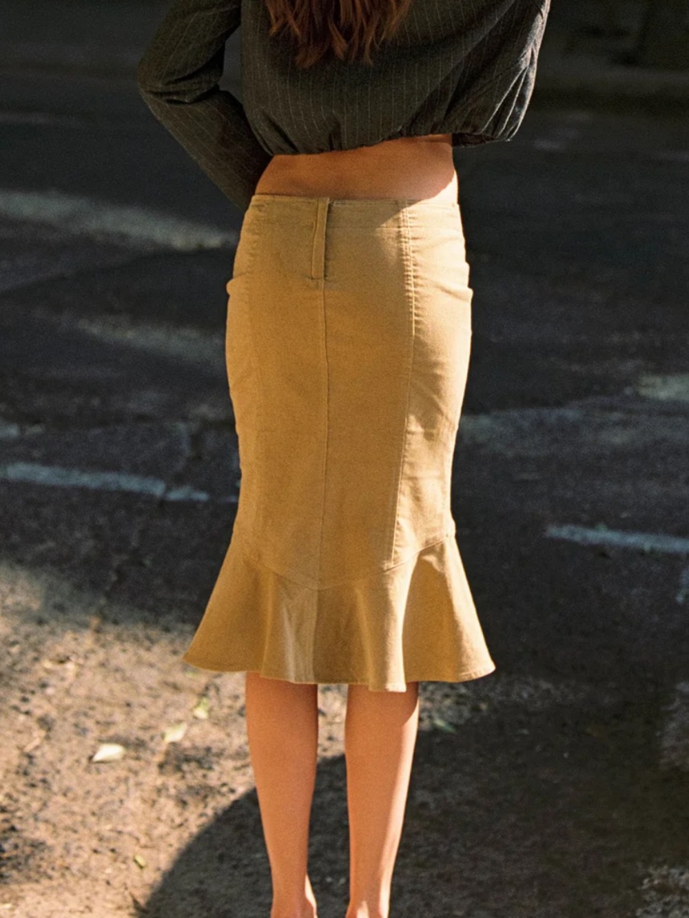 With Jean NAOMI SKIRT | TAN - Picture 2 of 4
